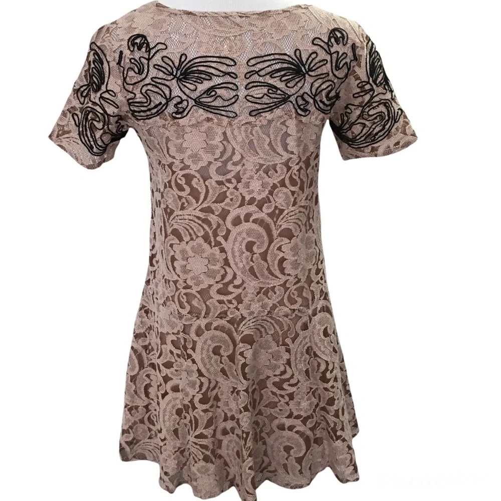 FREE PEOPLE Beautiful Dreamer Cream Floral Lace Black Boho Embroidered Dresss